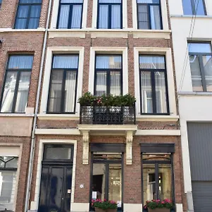 Couette-café Marnix, Anvers