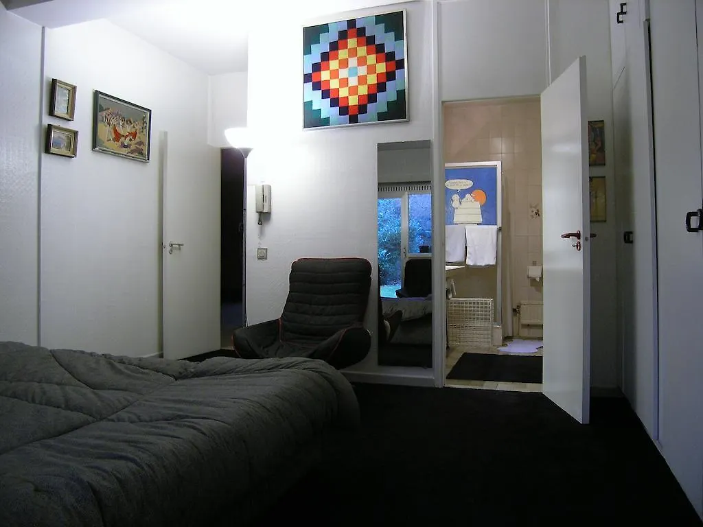 B&B Middelheim Anvers Couette-café
