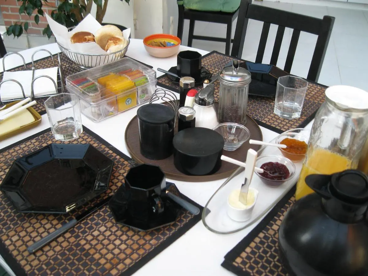 B&B Middelheim 안트베르펜 2*,  벨기에